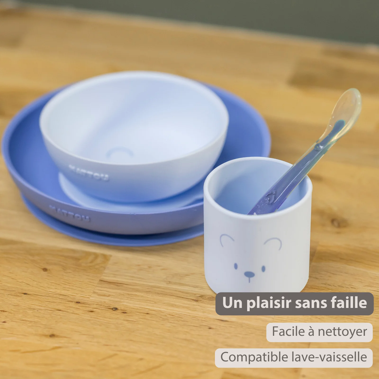 Service de Vaisselle en Silicone pour Enfants 4 Pièces avec Ventouse - Bleu ( Nattou ) – Image 2