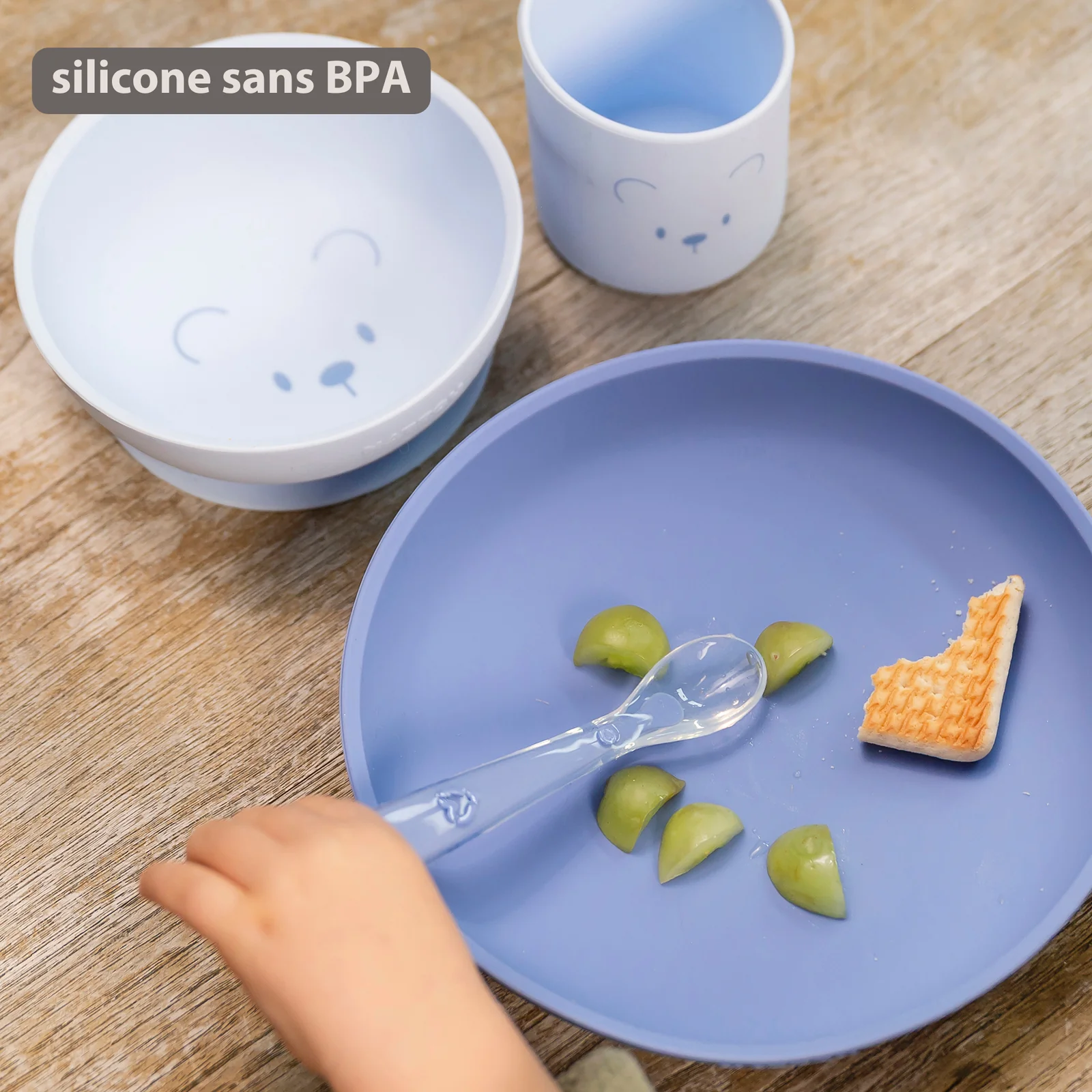Service de Vaisselle en Silicone pour Enfants 4 Pièces avec Ventouse - Bleu ( Nattou ) – Image 4