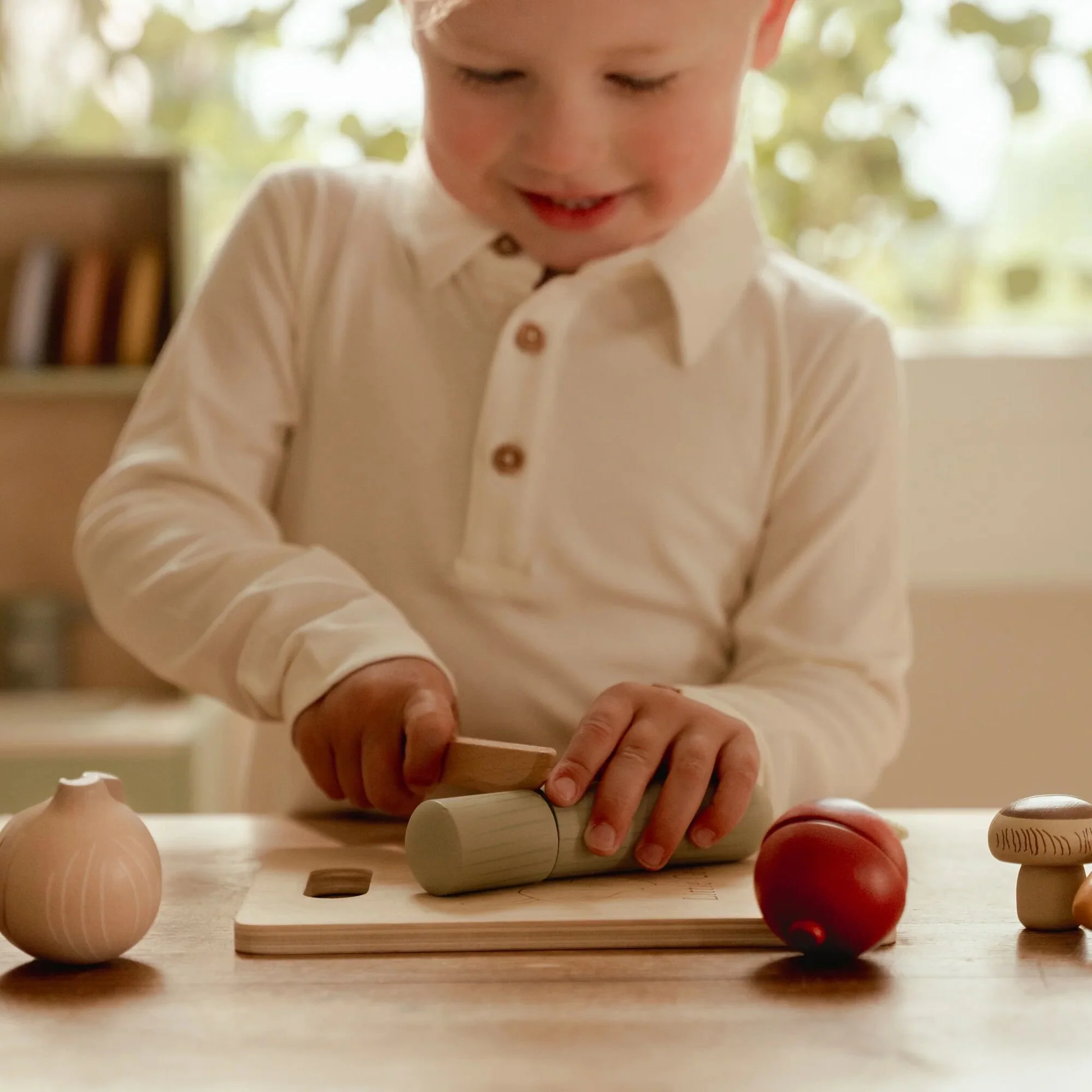 Légumes coupés en bois - Multicolore (Little Dutch) – Image 2